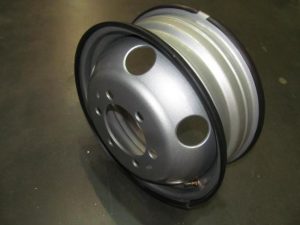 Disk-kolesny`j-stal`noj-GAZEL`-16×5,5-6×170-ET105-DIA130-DK-3302-3101015-05-foto1